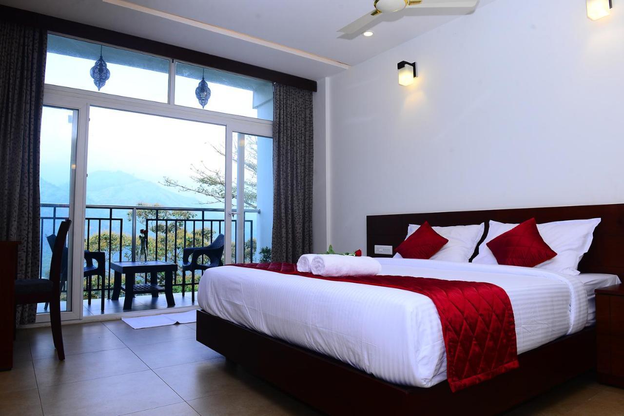 Palmtree Leaf, Munnar Hotel ภายนอก รูปภาพ