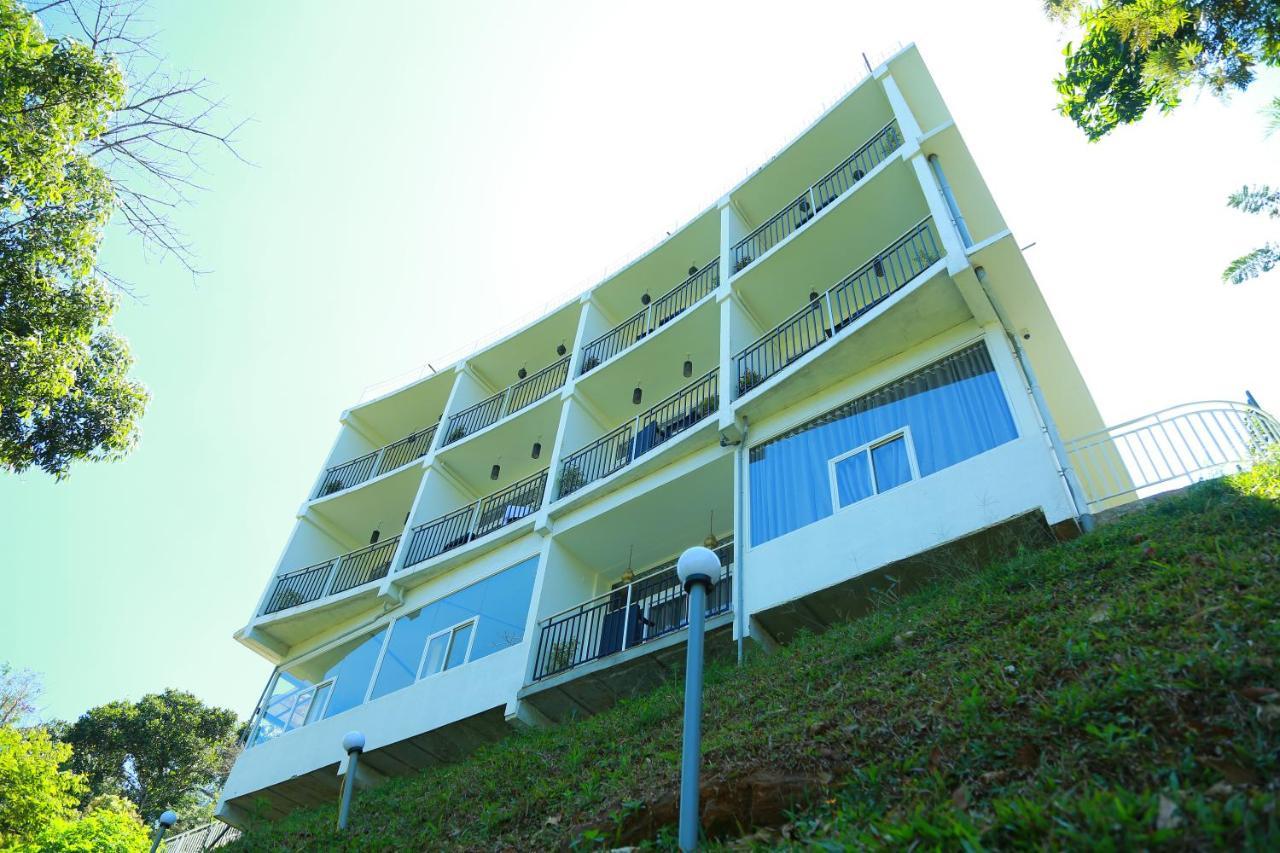 Palmtree Leaf, Munnar Hotel ภายนอก รูปภาพ