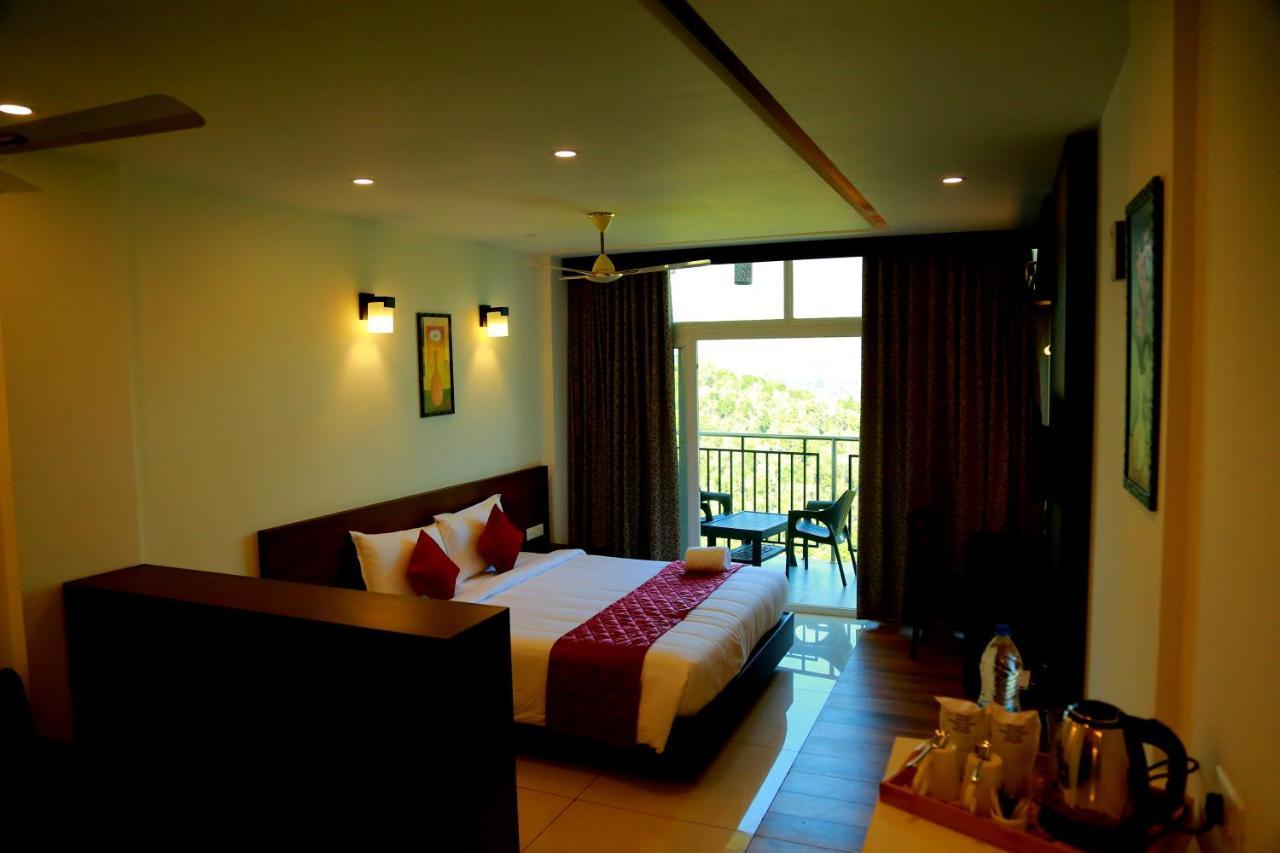 Palmtree Leaf, Munnar Hotel ภายนอก รูปภาพ